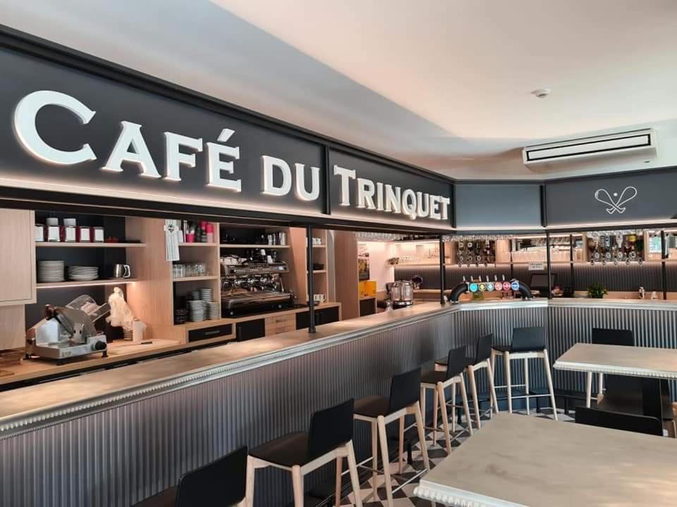 Hotel-Cafe Du Trinquet Cambo-les-Bains Kültér fotó